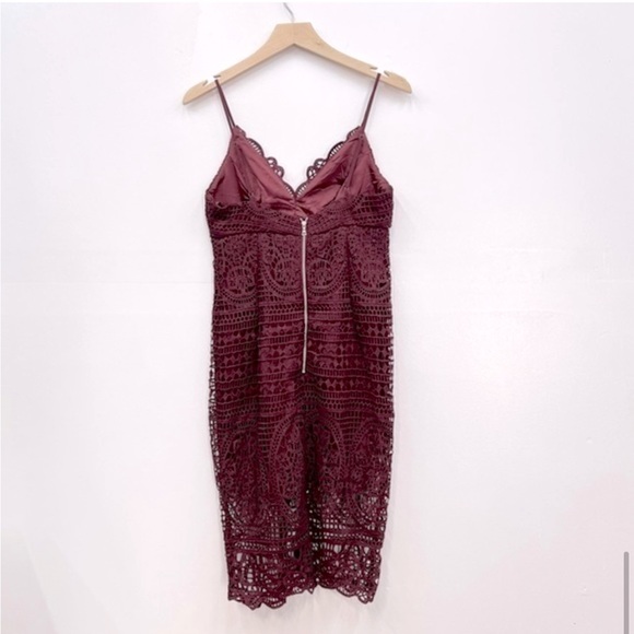 NWOT! Bardot Lace “Gia” Cocktail Dress in Wine. Size 6 - Picture 3 of 8